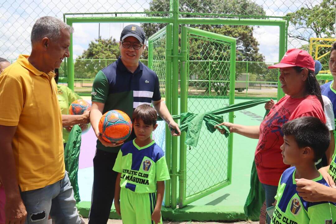 Reinauguración de canchas deportivas del sector 5 de La Isabelica