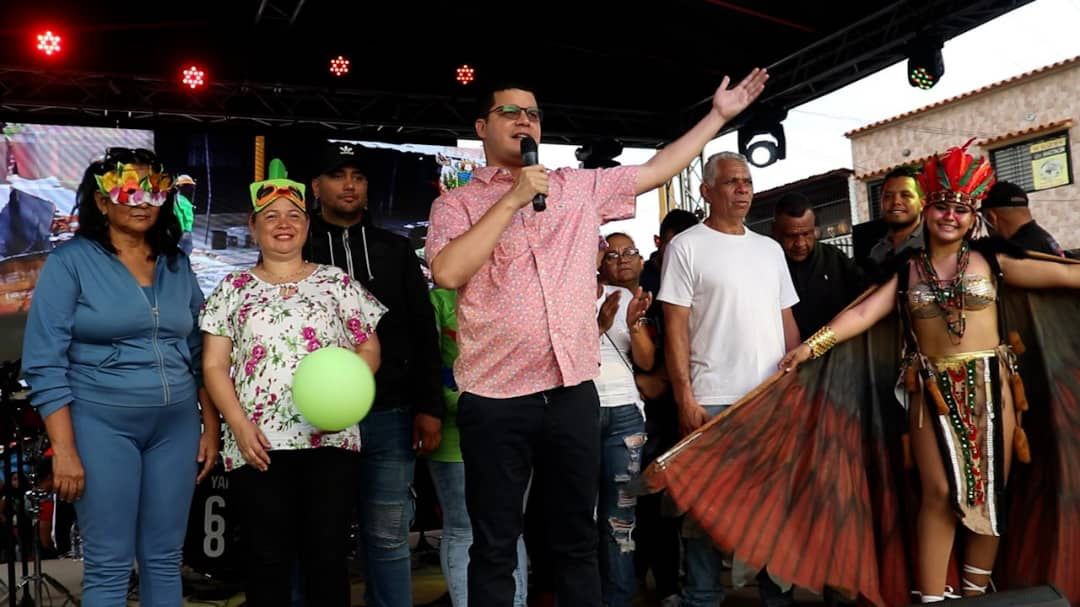 Valencianos disfrutaron en el inicio de los Carnavales Comunitarios Valencia 2023