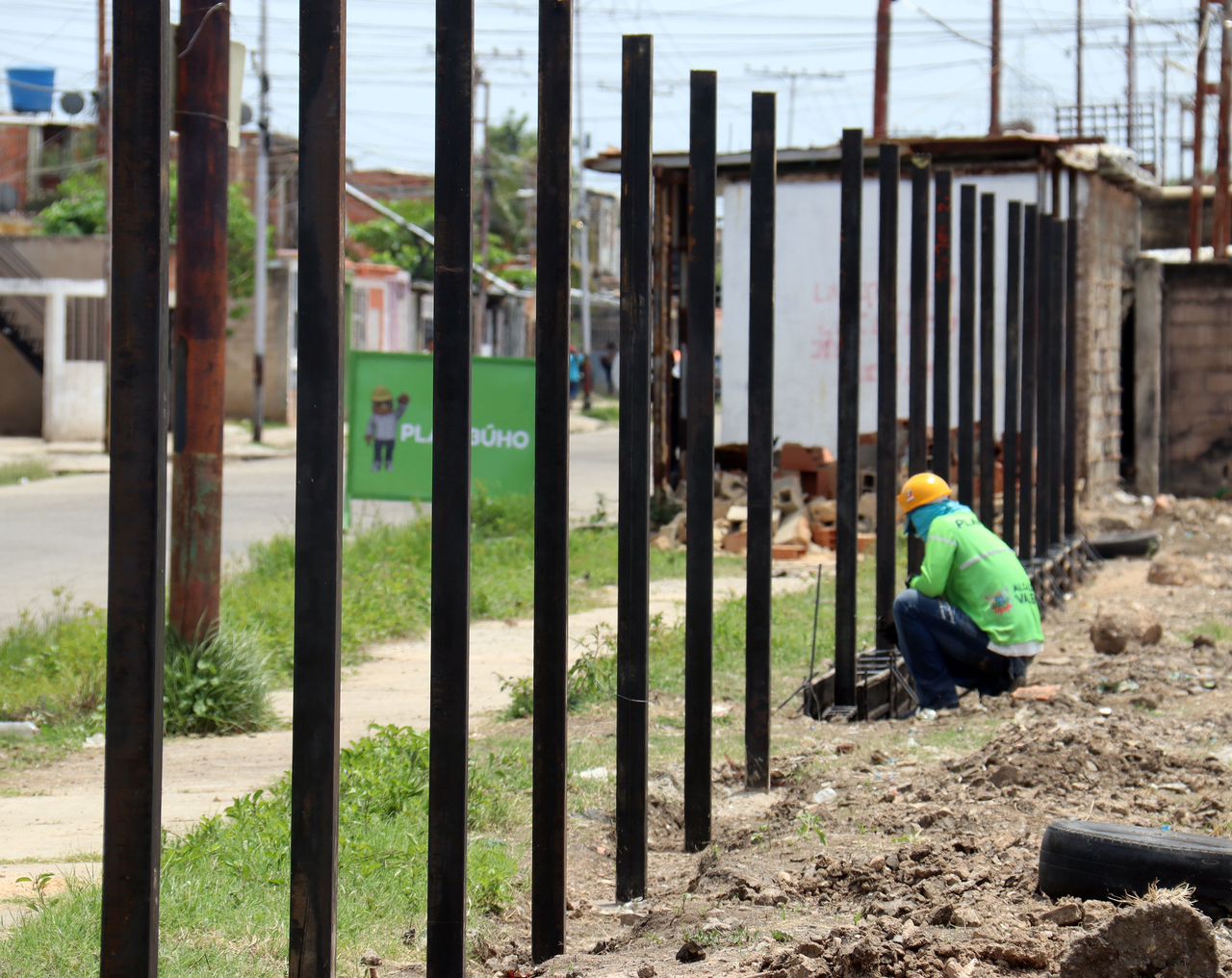Plan Búho a través del 1x10 del Buen Gobierno avanza en la construcción del complejo deportivo Las Palmitas